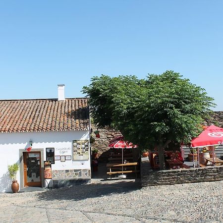 מונסראז Casa Da Muralha Suite מראה חיצוני תמונה