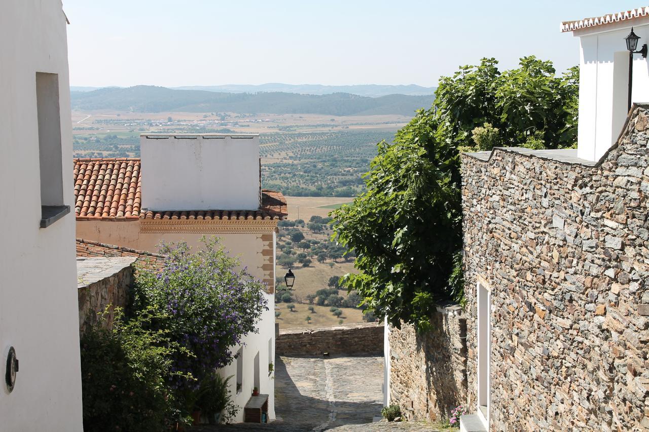 מונסראז Casa Da Muralha Suite מראה חיצוני תמונה