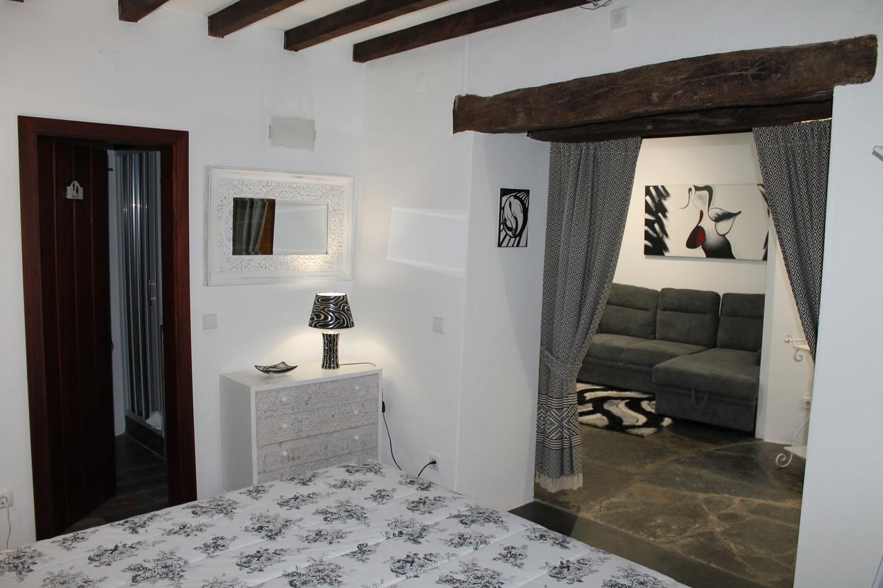 מונסראז Casa Da Muralha Suite מראה חיצוני תמונה